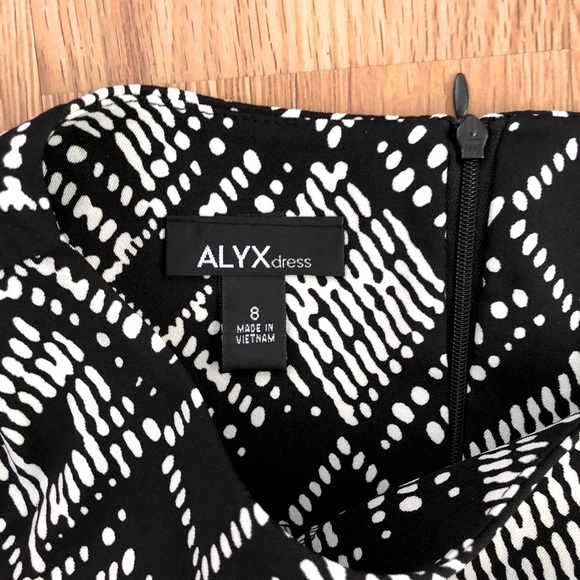 💕**NEW** ALYXdress Women’s Black and White Dress💕 - Picture 4 of 10